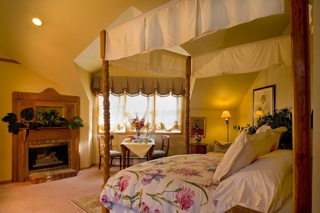 Old Thyme Inn Half Moon Bay Pokoj fotografie